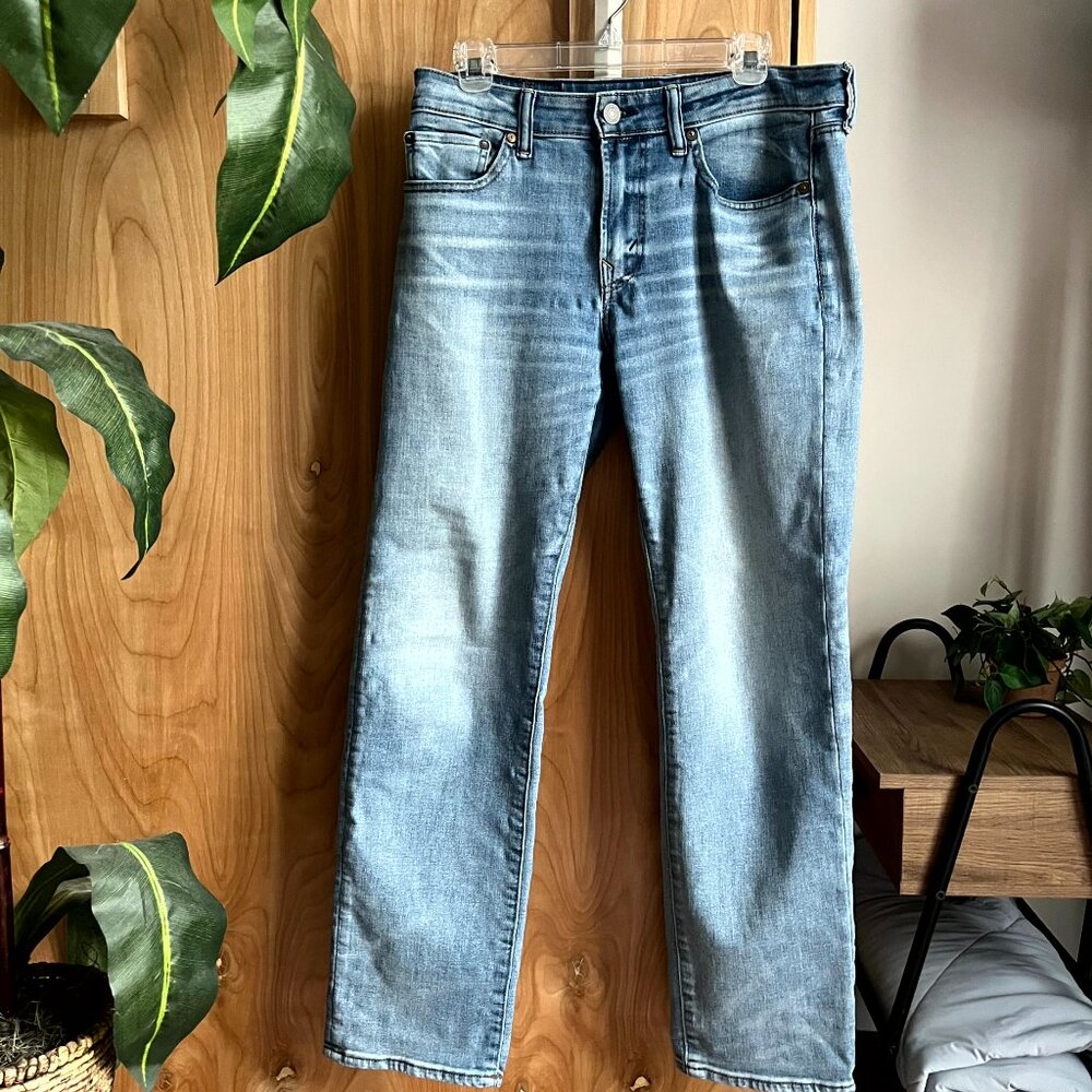 American Eagle Men's Relaxed Straight Jeans rn54485 31 x 32